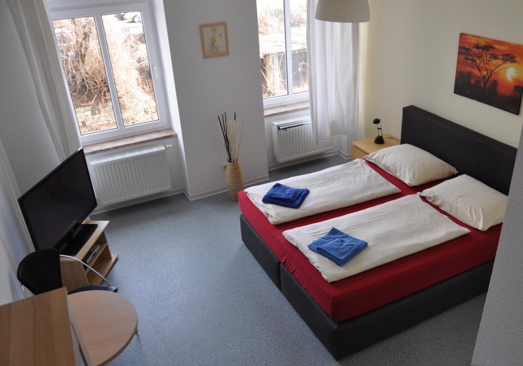 A Bed Privatzimmer Dresden - Nichtraucherpension חדר תמונה